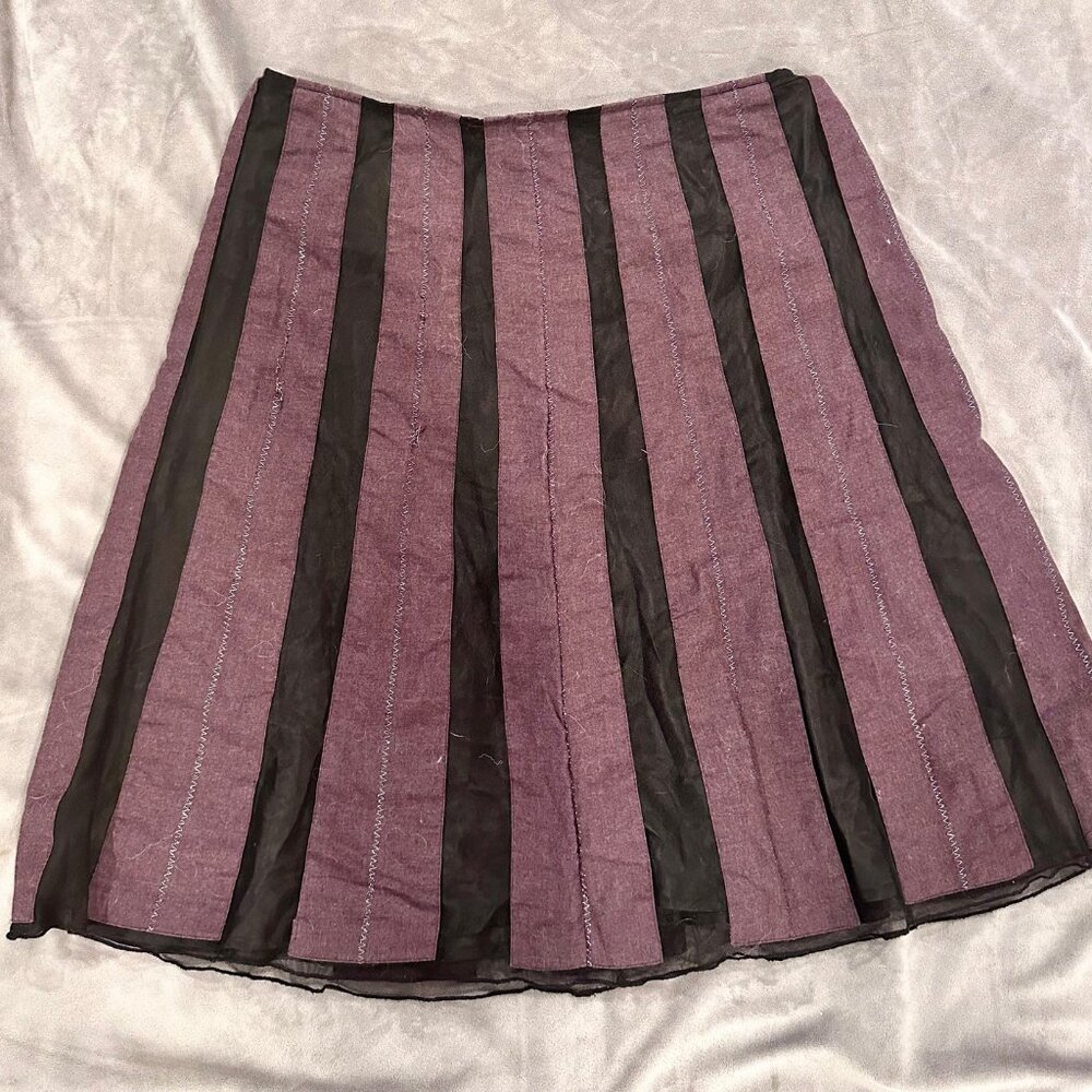 Purple Skirt with Black Panel and Silver Thread -- Old Navy Skirt Size 12 -- EUC
